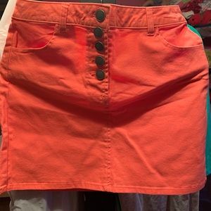 Copper Key mini skirt. NWT. Beautiful coral color